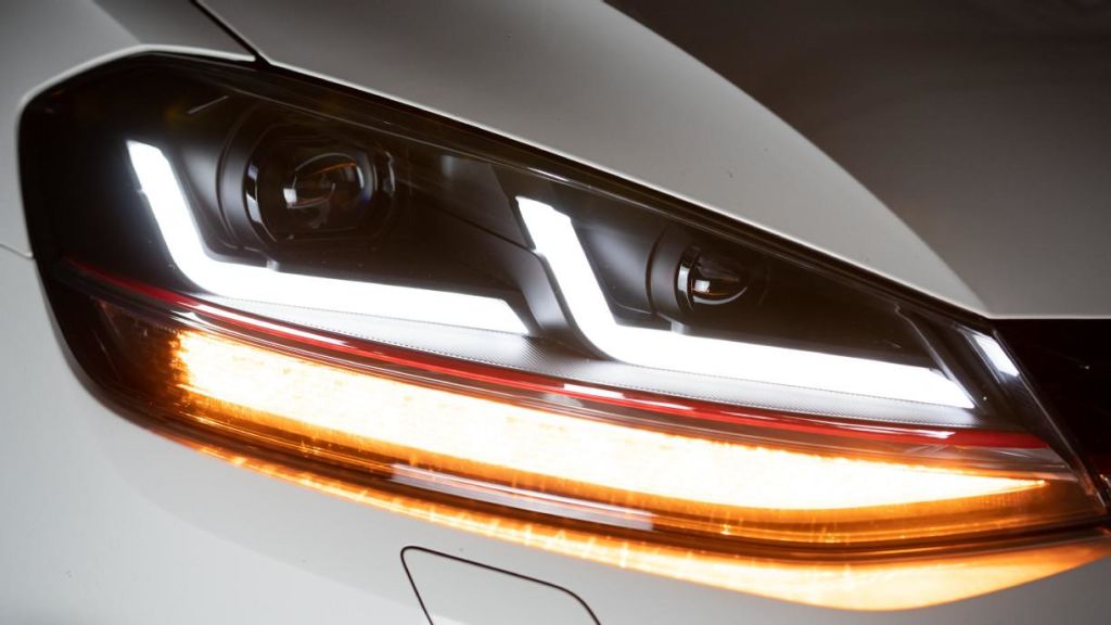 OSRAM LEDriving® VOLL LED Scheinwerfer für VW Golf 7.5 VII Facelift Bj.  17-20 Schwarz Rot, Bj. 2017-2020, Golf 7, Golf, VW, Scheinwerfer